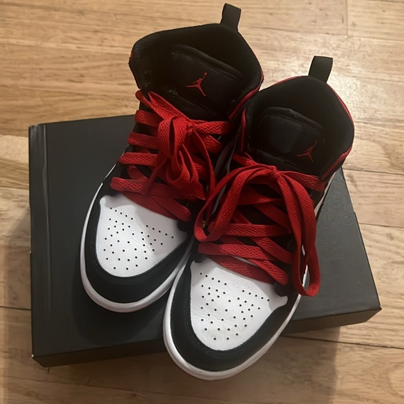 Jordan 1 mid - Picture 3 of 5